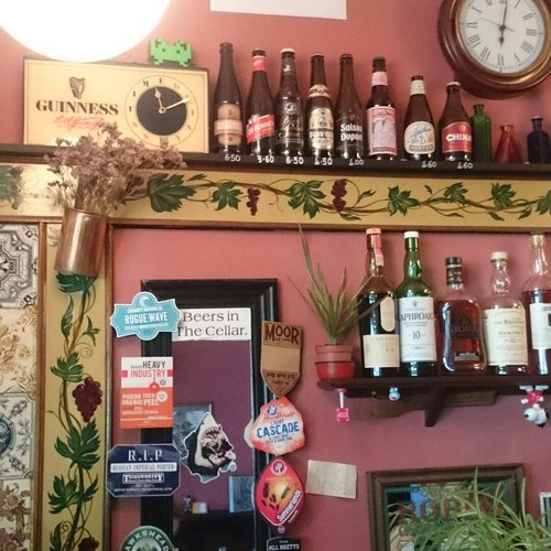 Iconic Worthington Businesses: Old Bag of Nails hits mark as neighborhood  tavern